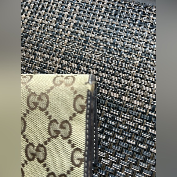 Gucci Long Wallet w/GG Heart Logo - Picture 7 of 16